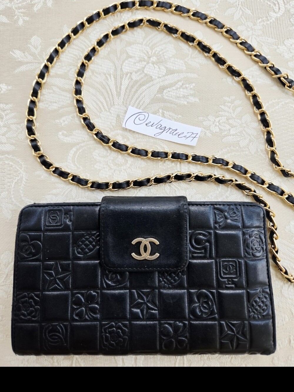 Vintage CHANEL Black Quilted Emblem CC Chain Crossbody Wallet On Chain!